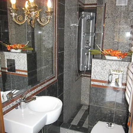 Zrinyi Haz * Szántód